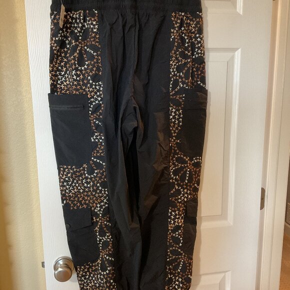 NWT FP Movement embroidered joggers XL - Picture 3 of 10